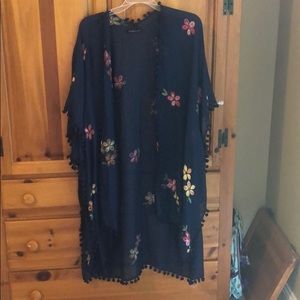 New boutique kimono size OS (one size)